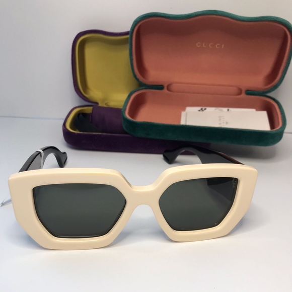 New- 💯Authentic Gucci GG0630S 001 55 Ladies Sunglasses - Picture 3 of 13